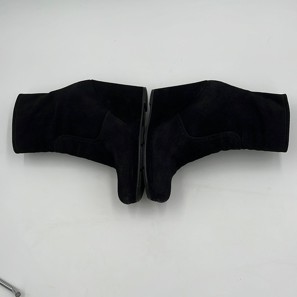 Prada Black Suede Wedge Ankle Boots - Size 38 - Picture 17 of 17